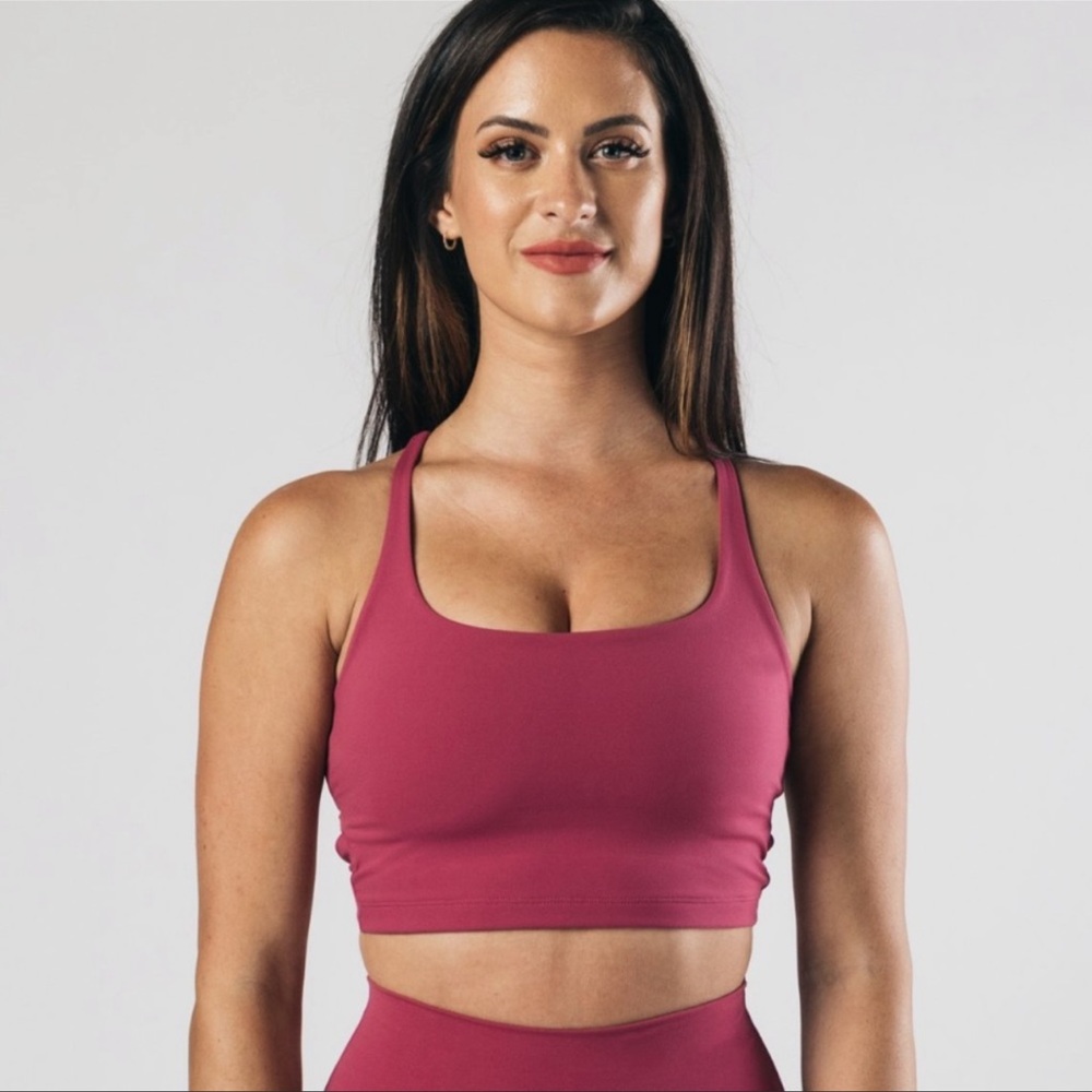 Alphalete Surface Altitude Bra